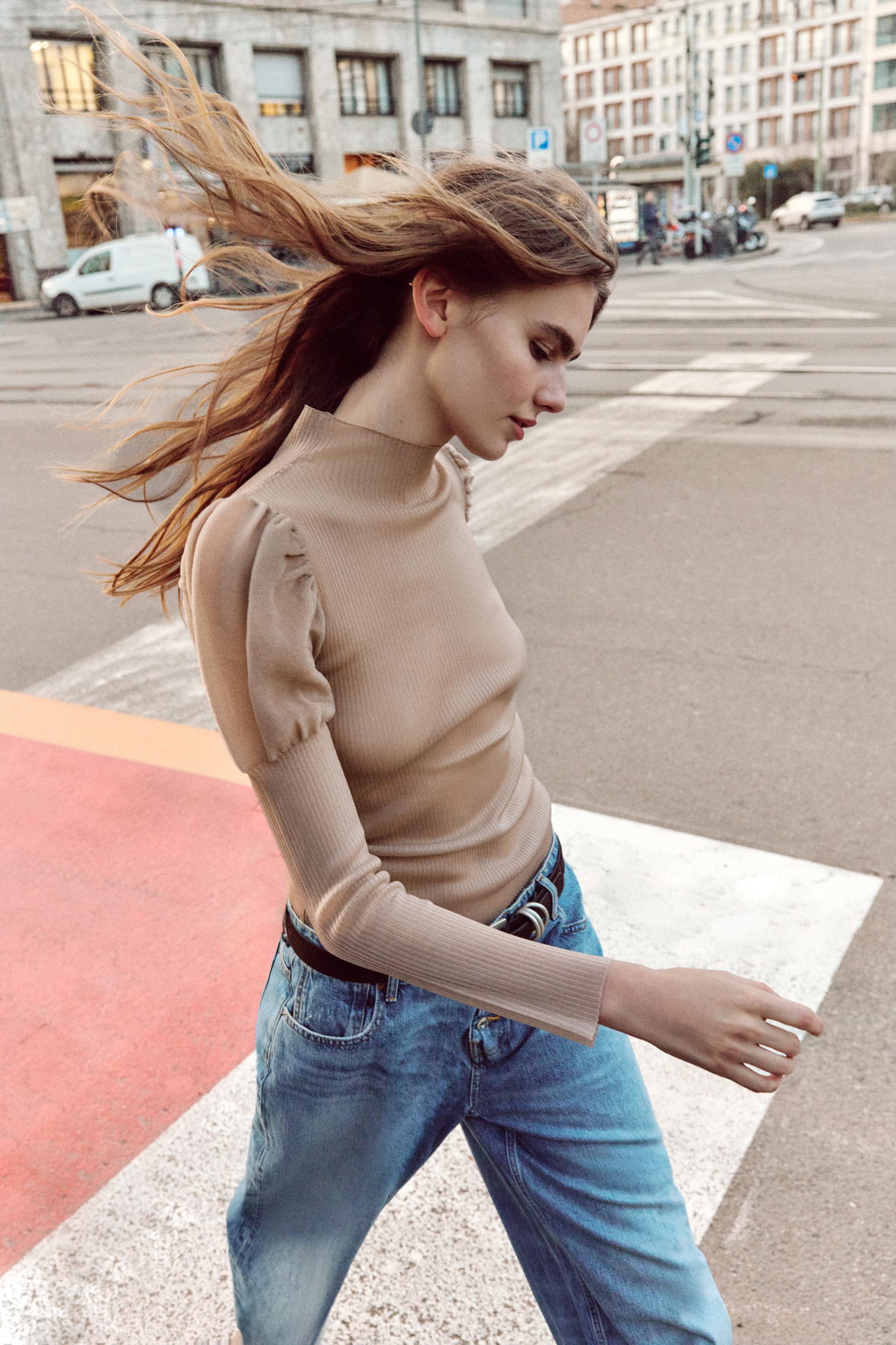 SHEER PUFF SLEEVE KNIT TOP